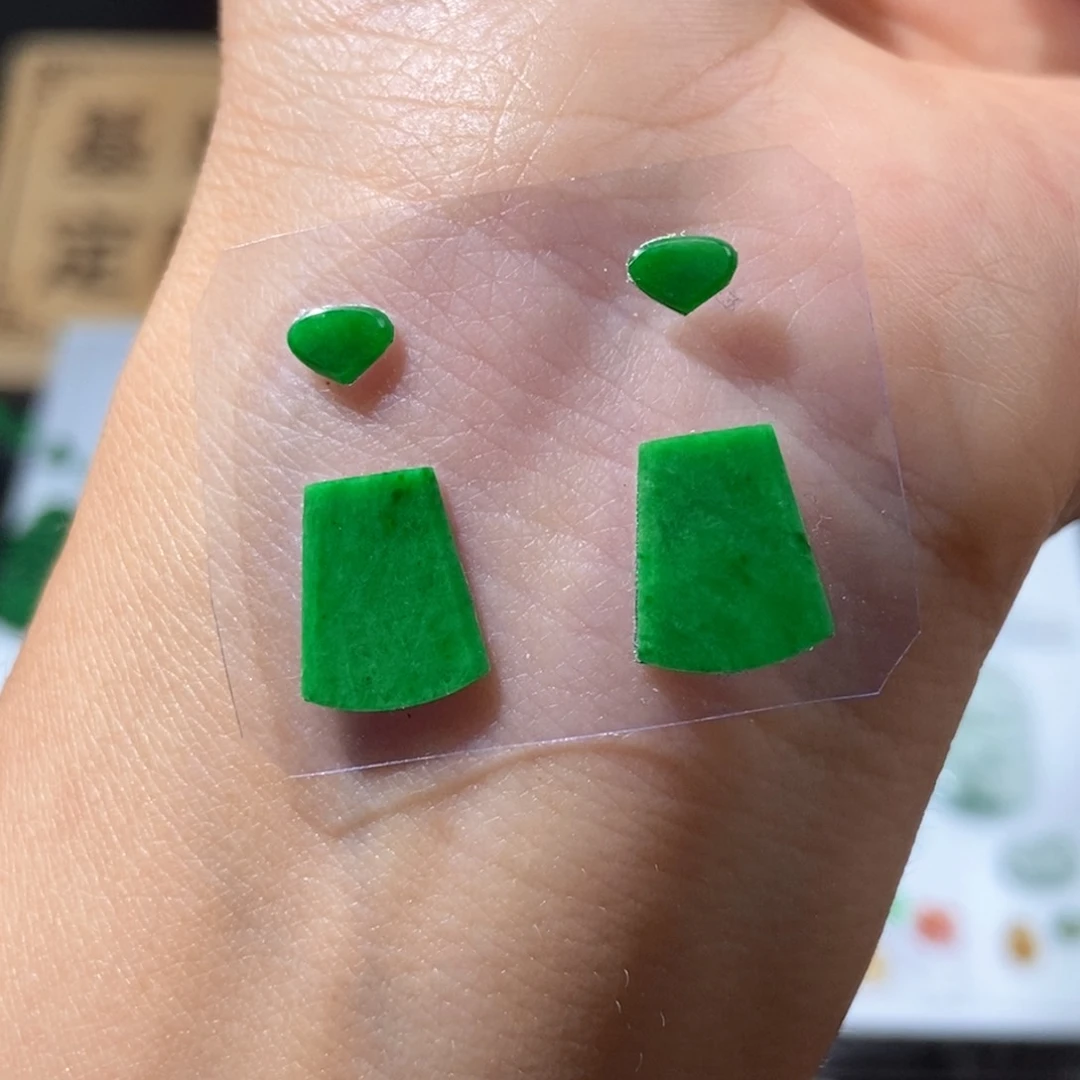 定制翡翠未镶嵌翡翠21.9×10×1.3