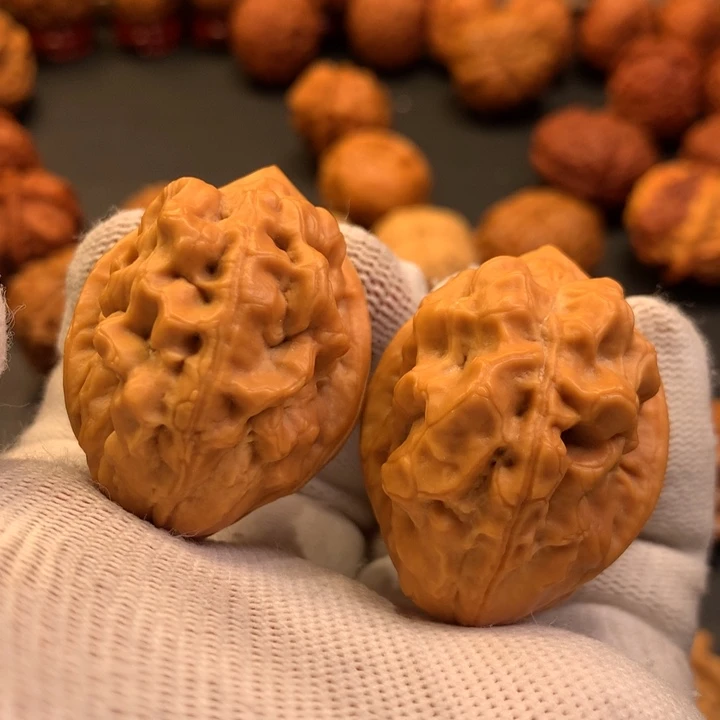 文玩核桃吊坠10……….