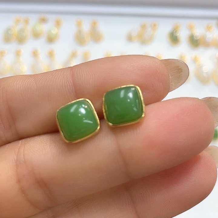 和田玉（糖玉）耳饰银S925镶嵌