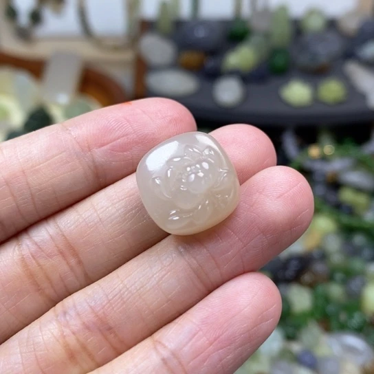 和田玉配件未镶嵌