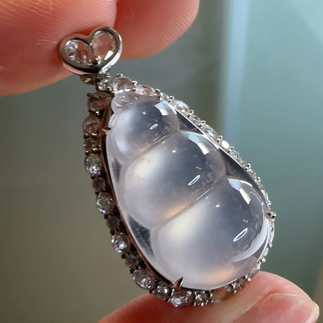 翡翠18K金镶嵌颈饰天然翡翠