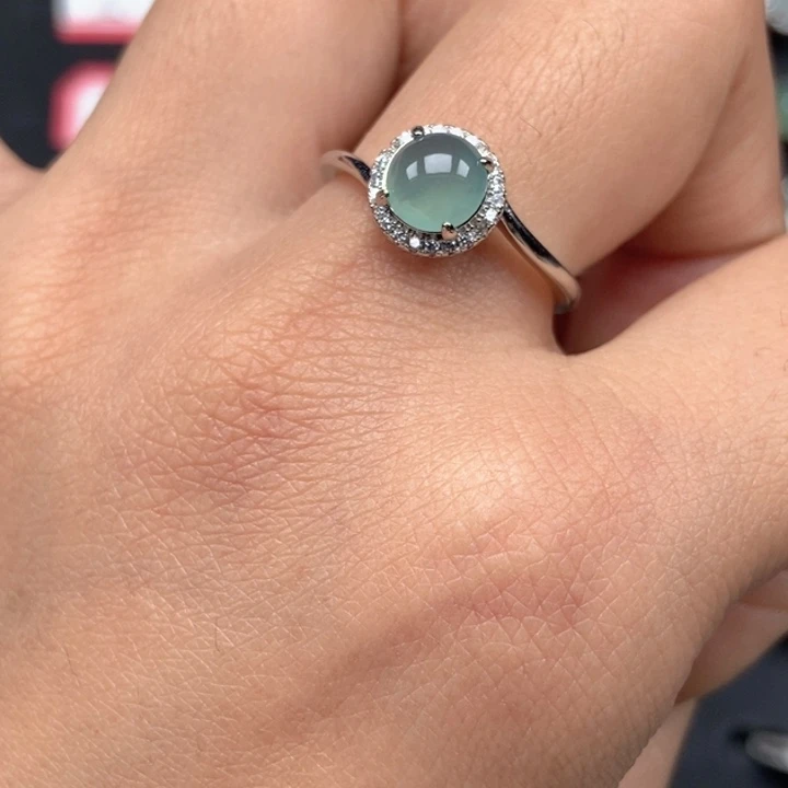 翡翠未镶嵌戒指戒指