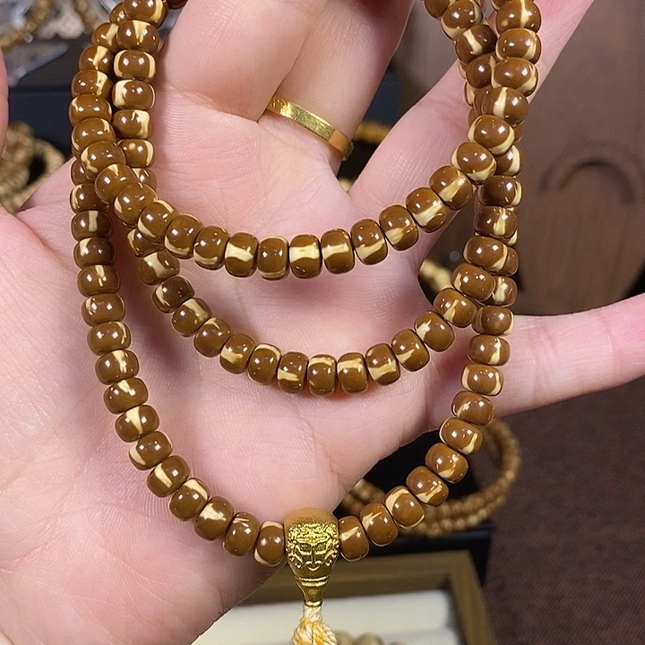 M****吊坠紫金鼠纯肉脖挂