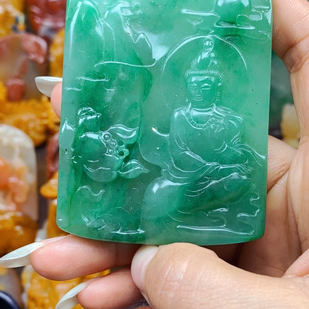 石英质玉（黄龙玉）未镶嵌颈饰
