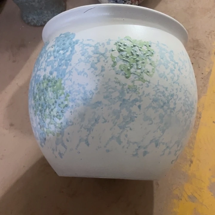 紫砂花盆口径29高度27一只底部小瑕疵