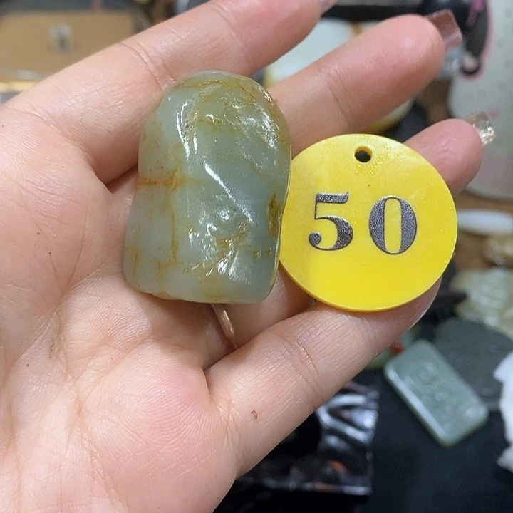 未镶嵌和田玉（糖玉）挂件