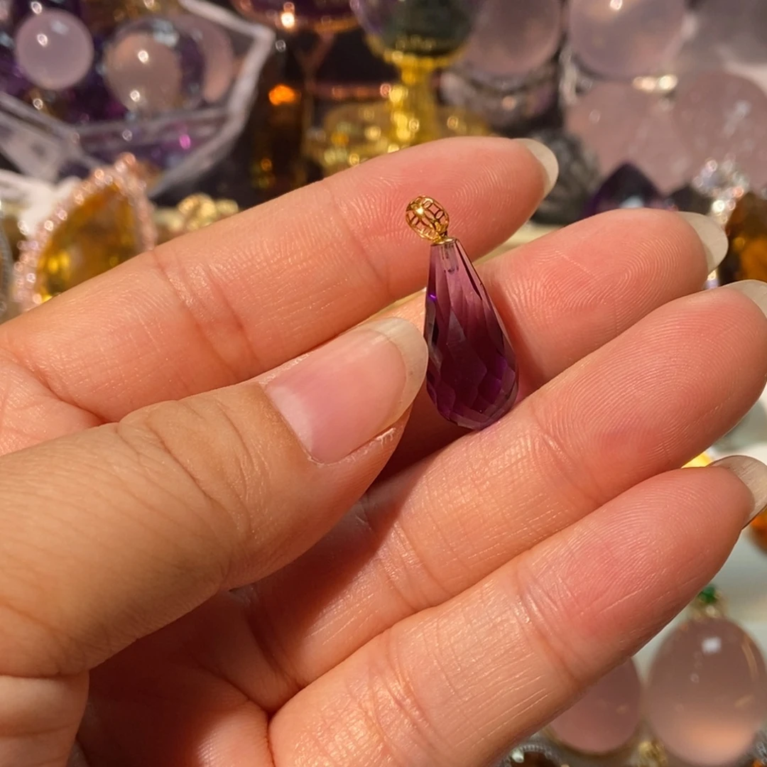 颈饰18K金镶嵌水晶