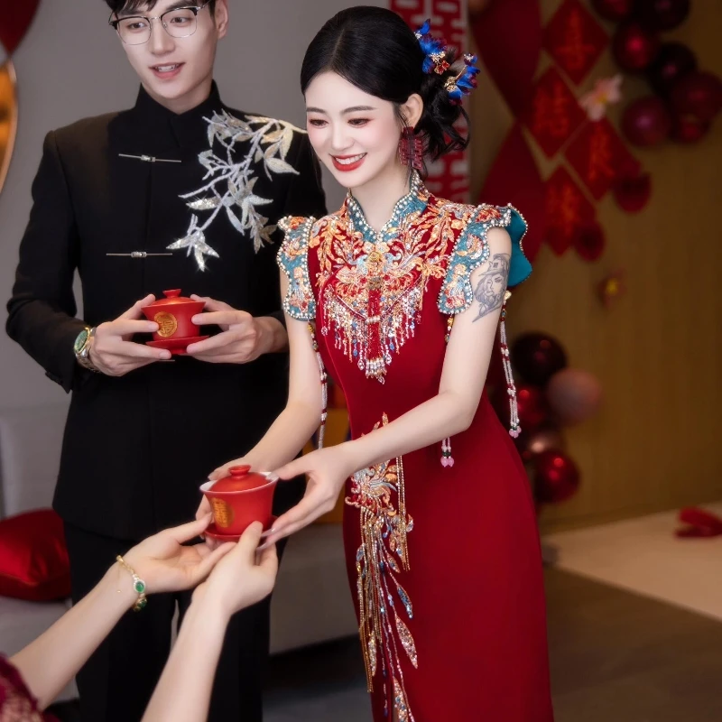 秀禾服2025年新款红色旗袍新中式敬酒服新娘高级感结婚订婚礼服女