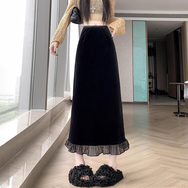 荷叶边黑色丝绒半身裙女秋冬季2025新款高腰显瘦拼接开叉包臀裙子