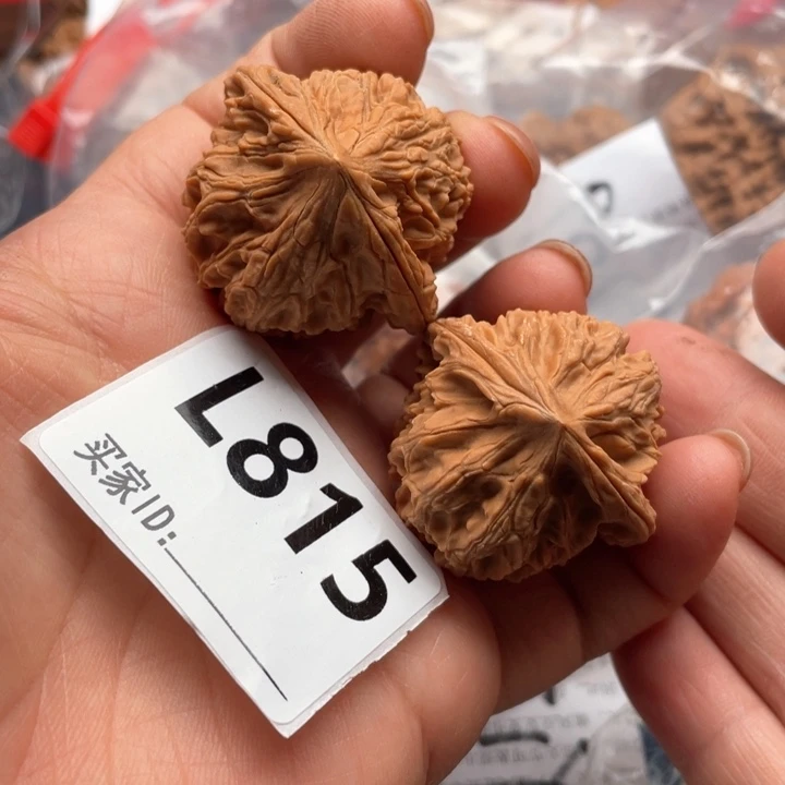 文玩核桃吊坠小众