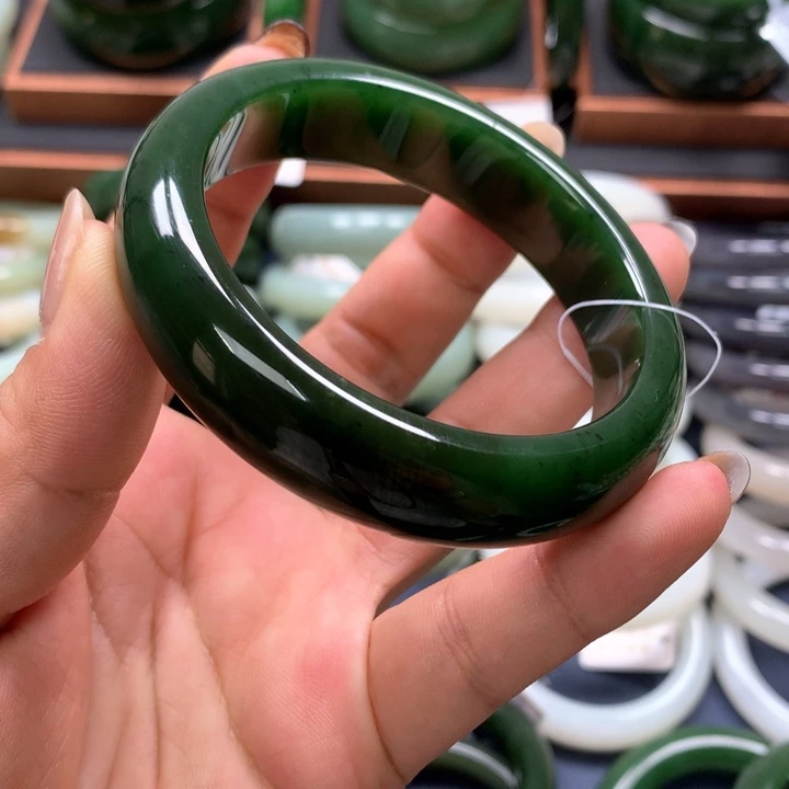 【闪购商品】未镶嵌手镯和田玉（碧玉）