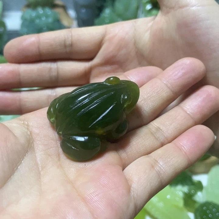 【闪购商品】未镶嵌蛇纹石玉把件