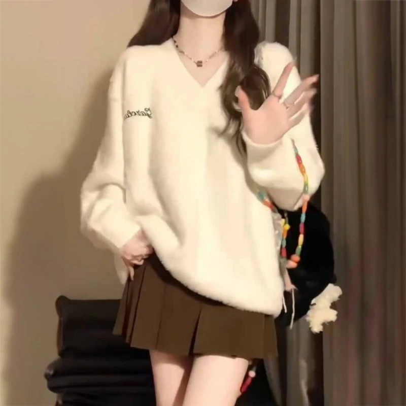 奶fufu白色v领水貂绒毛衣女冬季软糯宽20假两件女士针织开衫