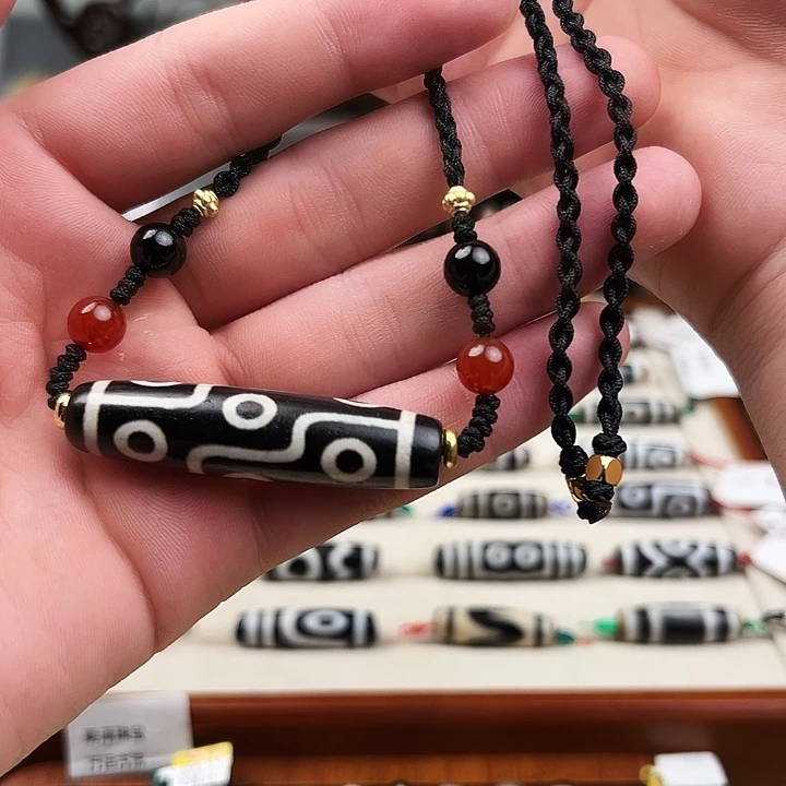 玛瑙/玉髓颈饰合金福利折线九眼