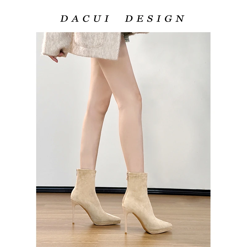 都市丽人短靴精致感法式靴子女秋冬防水台弹力靴不累脚尖头瘦瘦靴