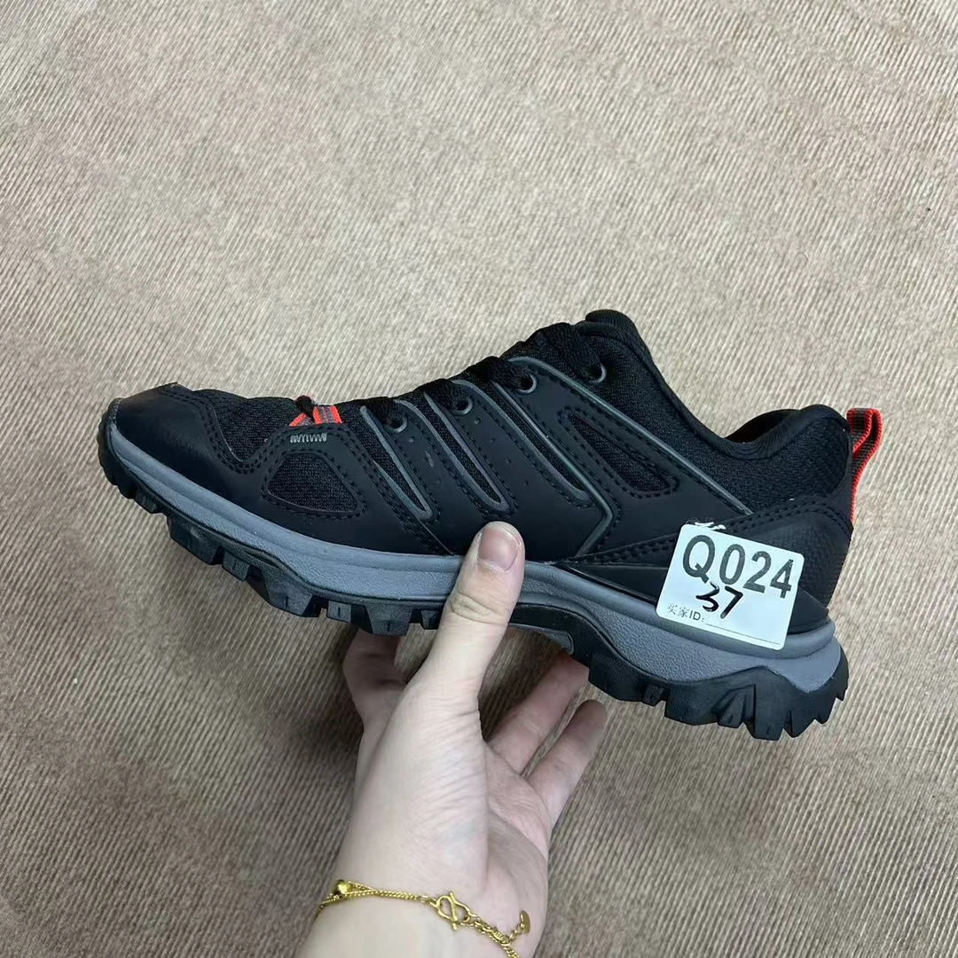 3-新款户外运动百搭休闲鞋 Q024