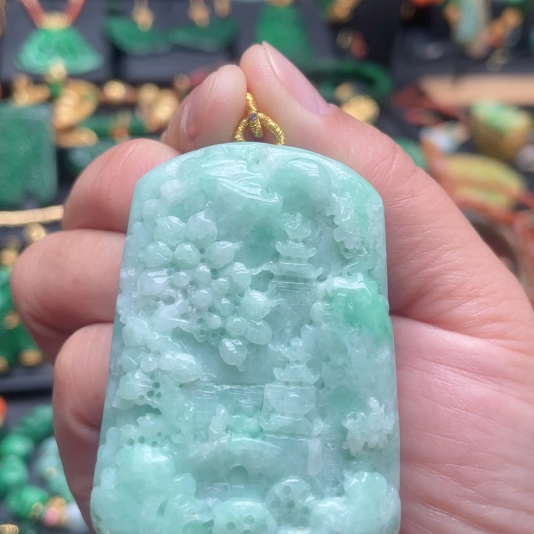 翡翠未镶嵌颈饰翡翠