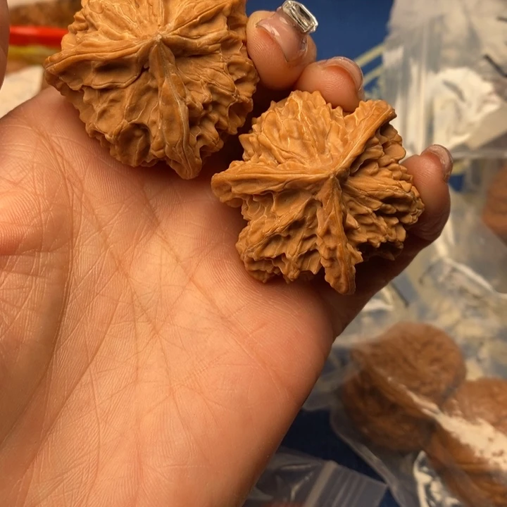 吊坠桃核三棱41全品