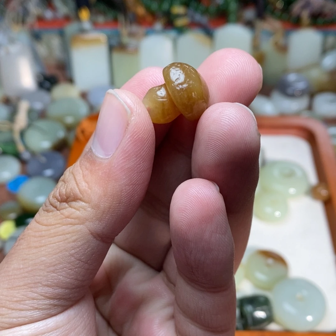 和田玉未镶嵌吊坠(不含链)