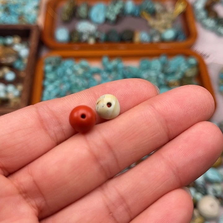 南红玛瑙未镶嵌扣子老型