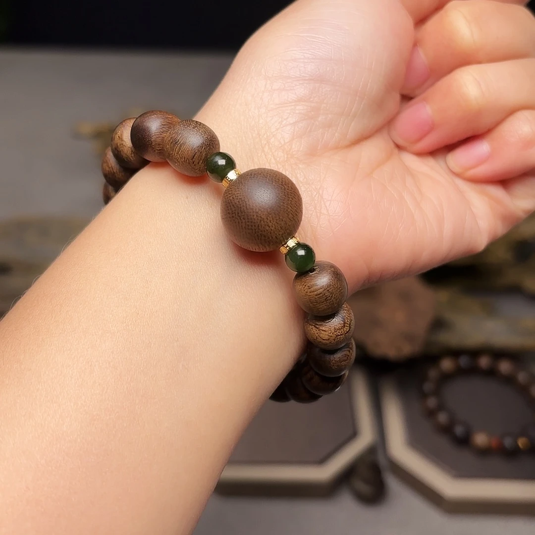 沉香手串越南芽庄瘤疤白棋楠1.0➕绿棋楠瘤疤设计