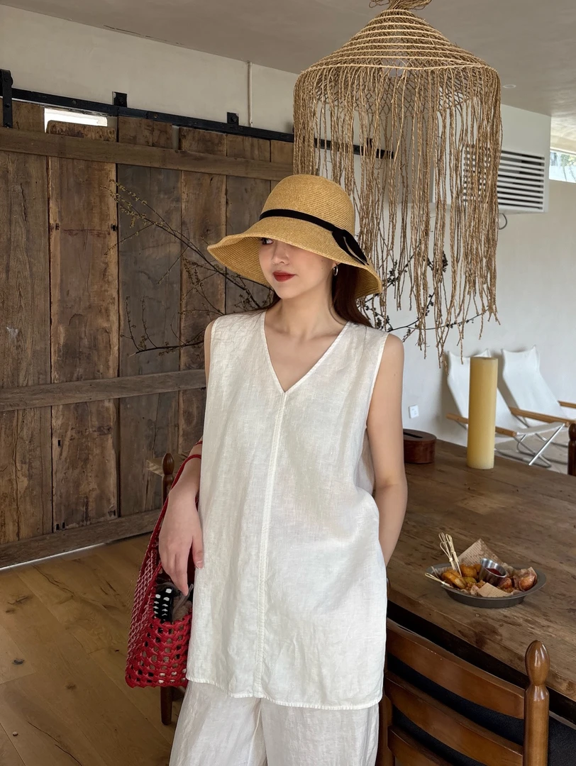 Seawhen海维恩「row风亚麻背心」老钱风宽松时髦大V领天鹅颈锁骨