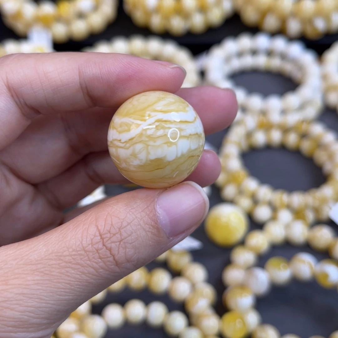 蜜蜡未镶嵌手链24.2mm浓蜡底瓷白虎皮妖花