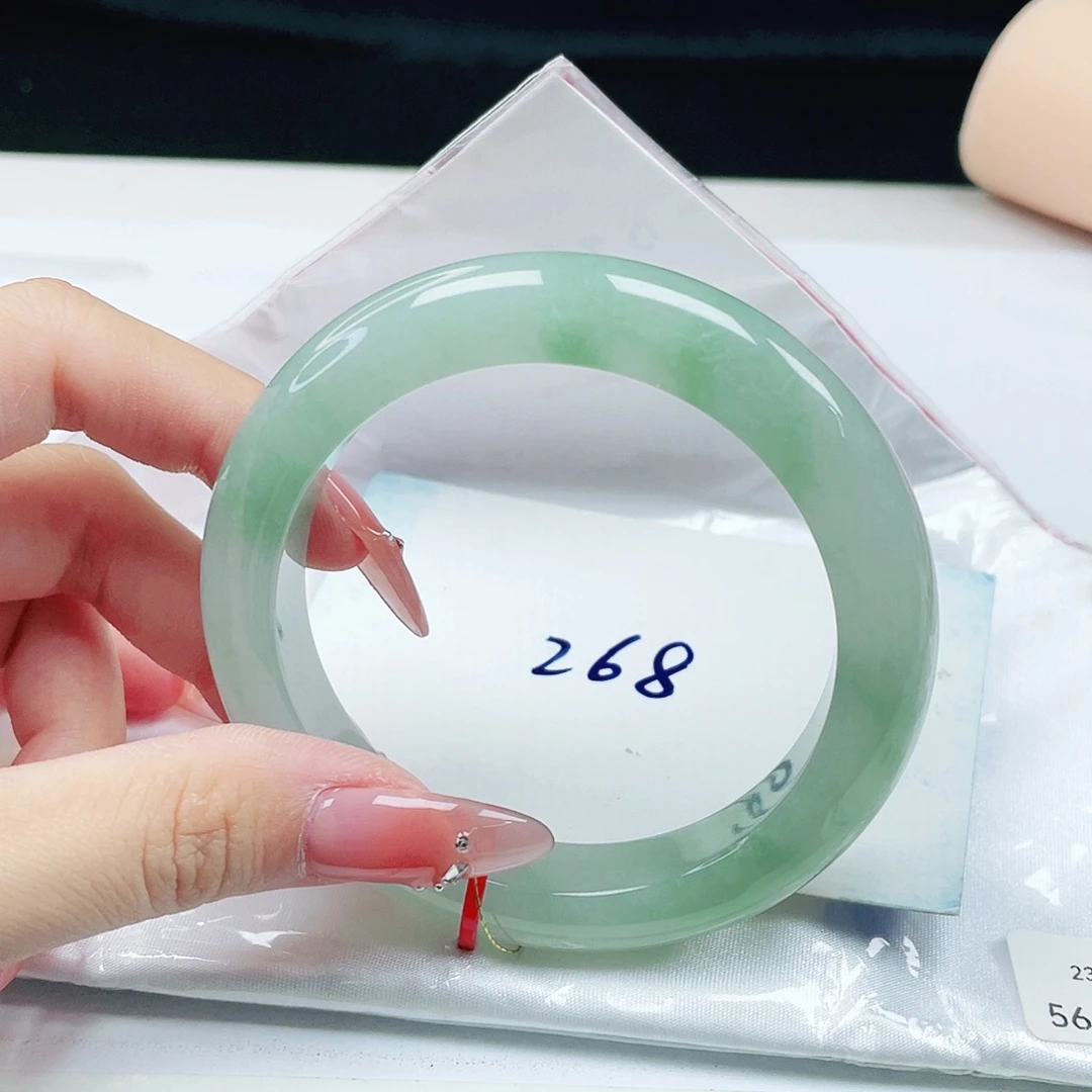 未镶嵌手镯翡翠56+