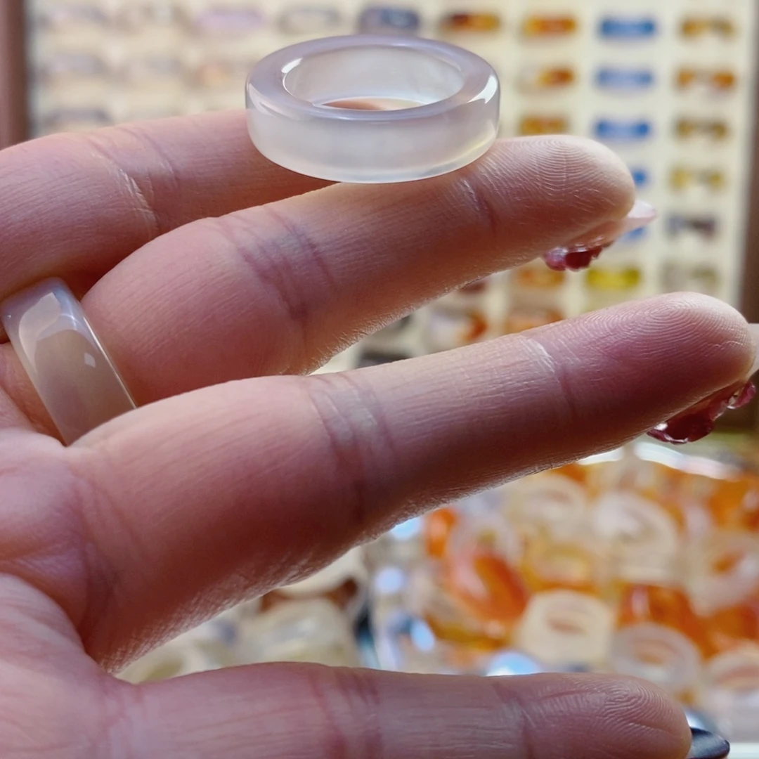 玛瑙/玉髓戒指未镶嵌V****L