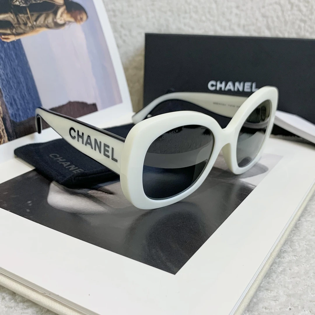 99新 Chanel/香奈儿 壹臻/ 米白色字母墨镜 80695115