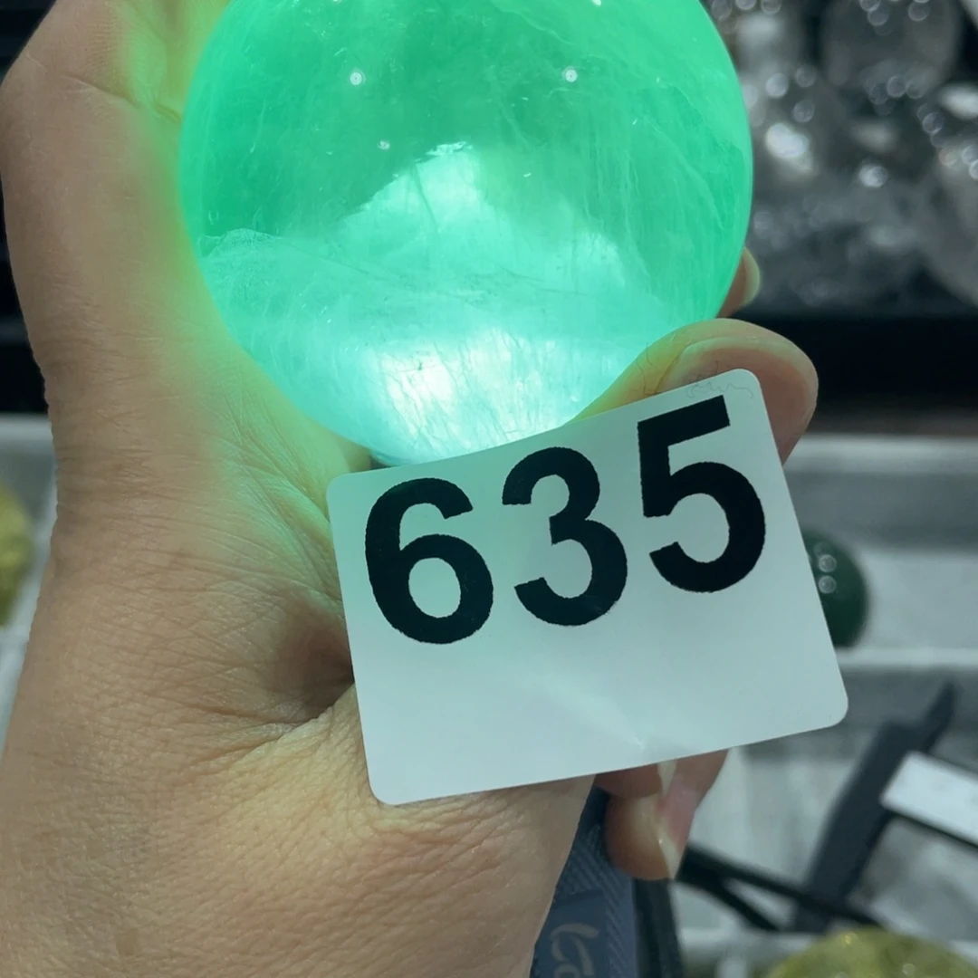 茉***仔水晶珠宝半成品未镶嵌