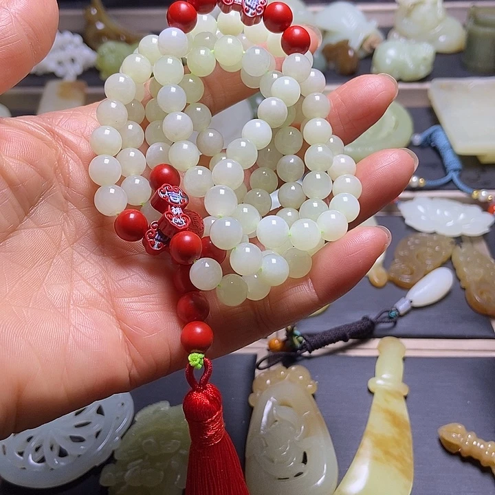 ᥫ***ᰔ和田玉未镶嵌挂件