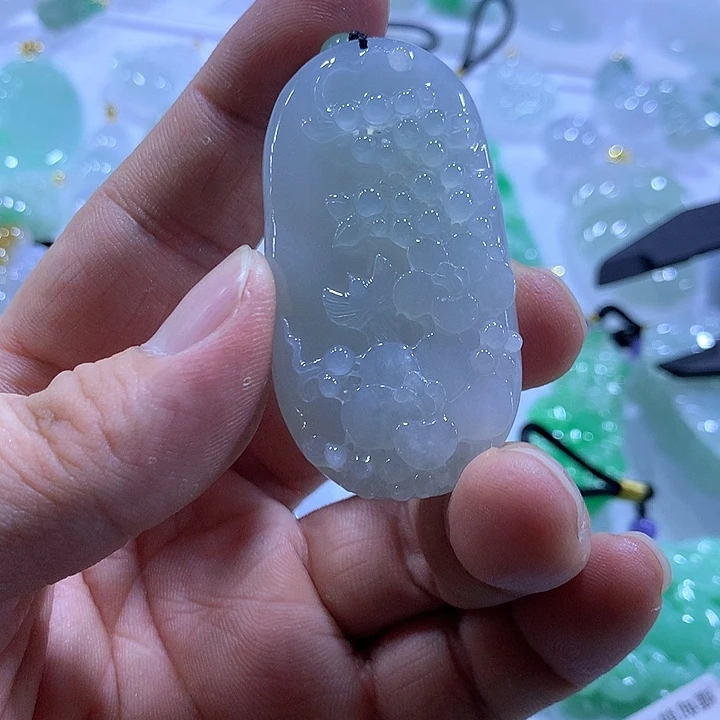 翡翠未镶嵌颈饰天然翡翠A货吊坠