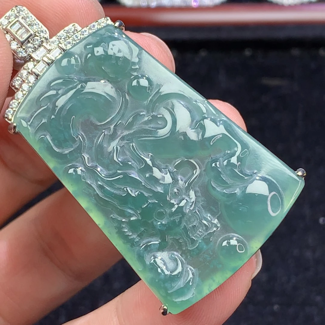【闪购商品】翡翠未镶嵌颈饰翡翠