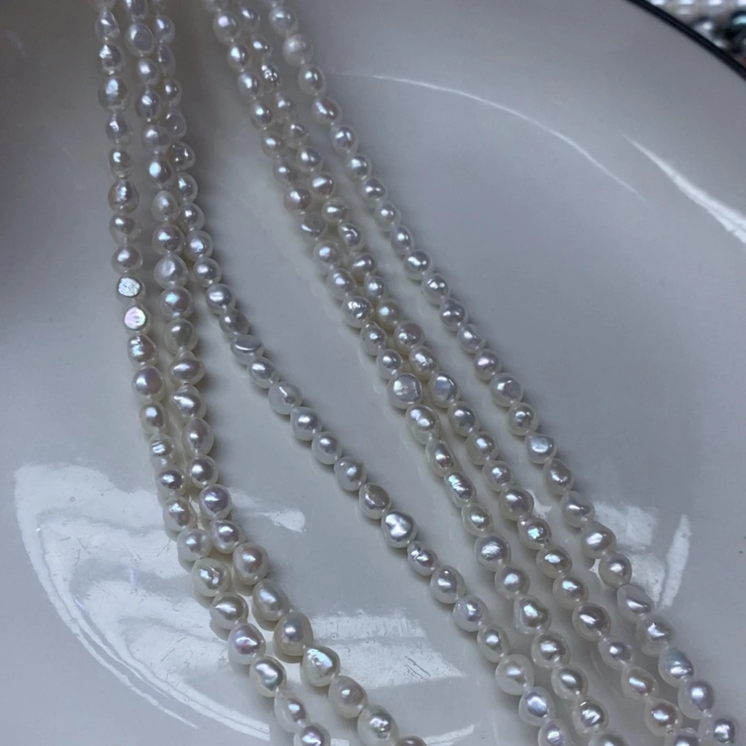 颈饰未镶嵌淡水珍珠