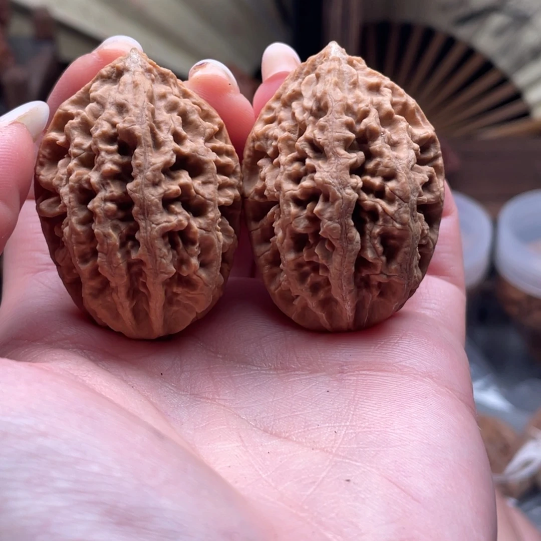 文玩核桃把件楸刀鱼35