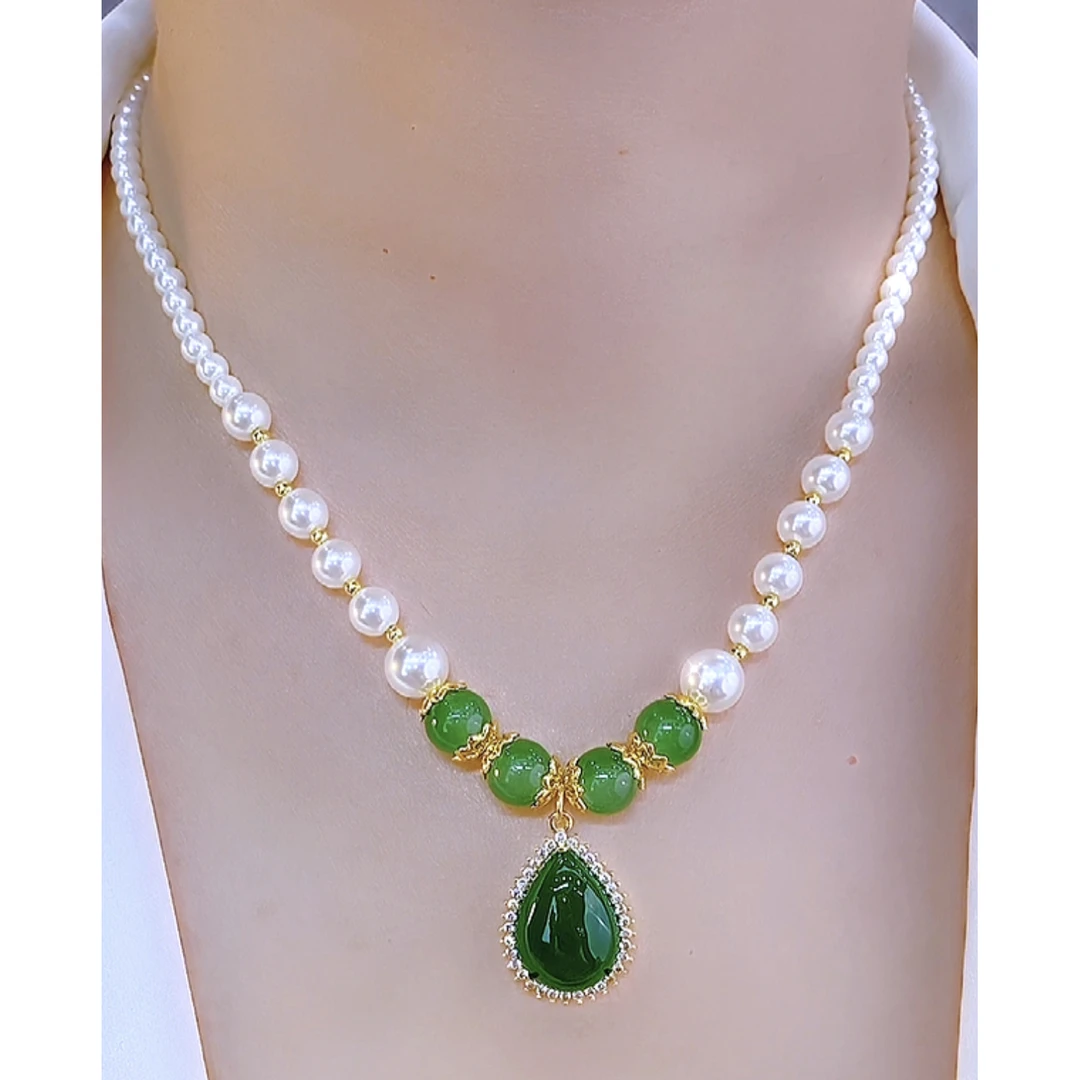 铜合金仿珍珠项链 时尚气质法式轻奢百搭珠珠水滴项链