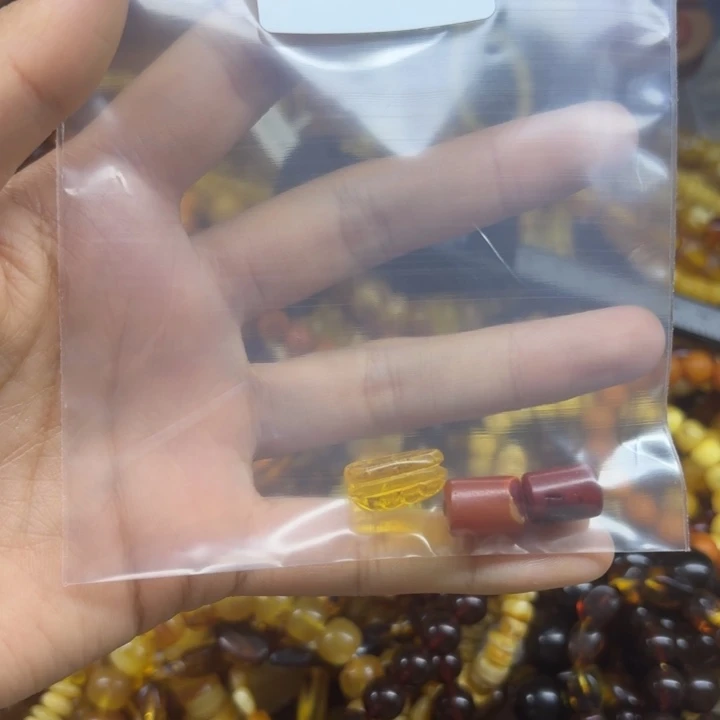 胖***哥琥珀未镶嵌珠宝奇石
