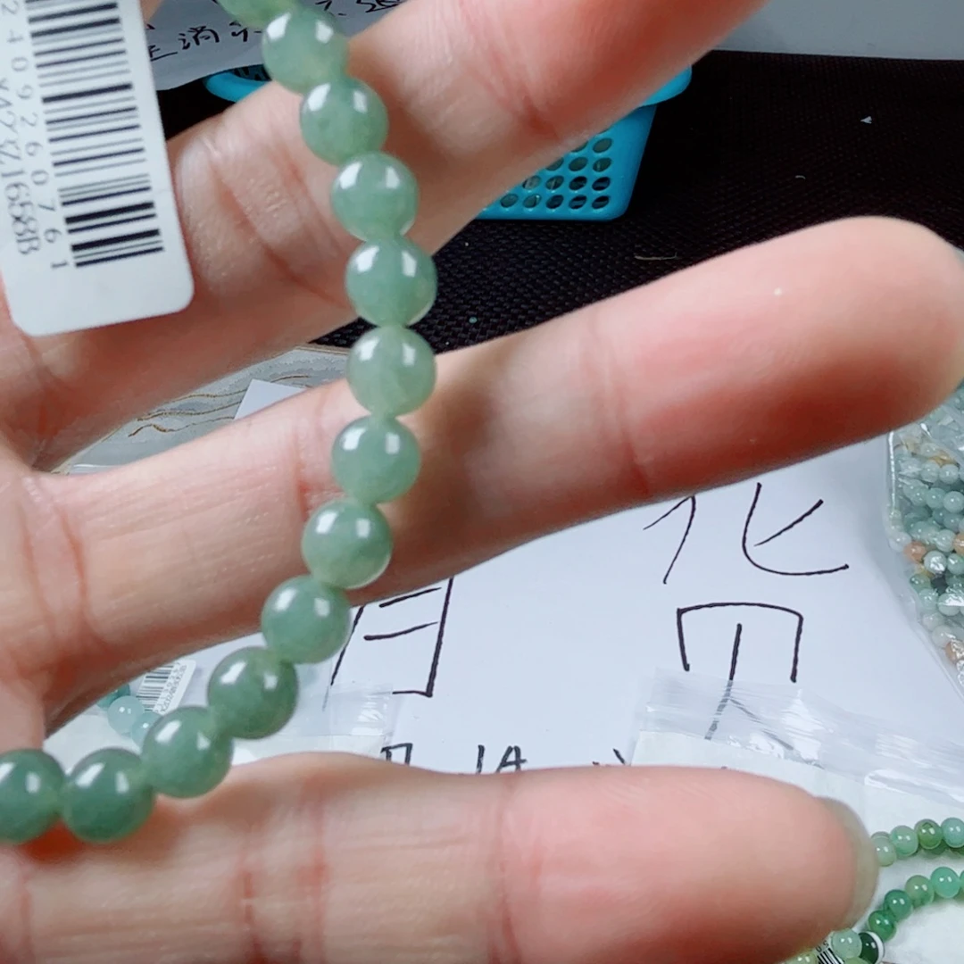 未镶嵌定制翡翠翡翠