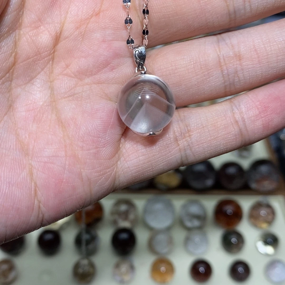 水晶14.9mm圆珠吊坠银S925镶嵌水晶白*冰