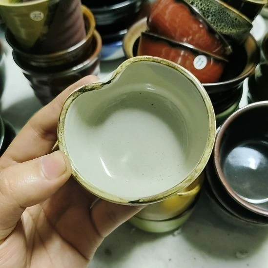 瓷片五厂，七厂各种摆件，瓷片、均有瑕疵。！