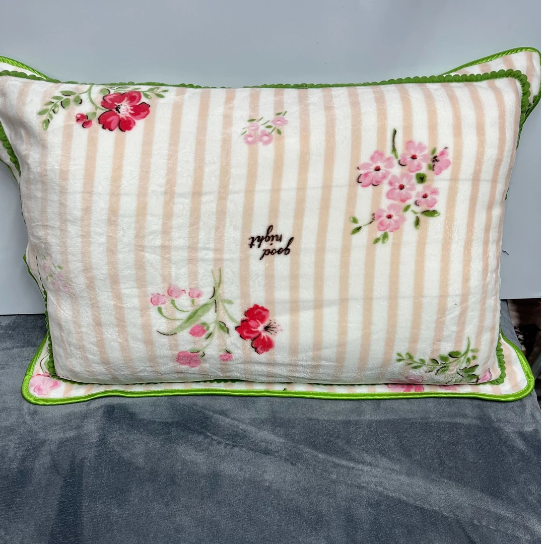 简单爱加厚牛奶绒枕套一对48*74cm