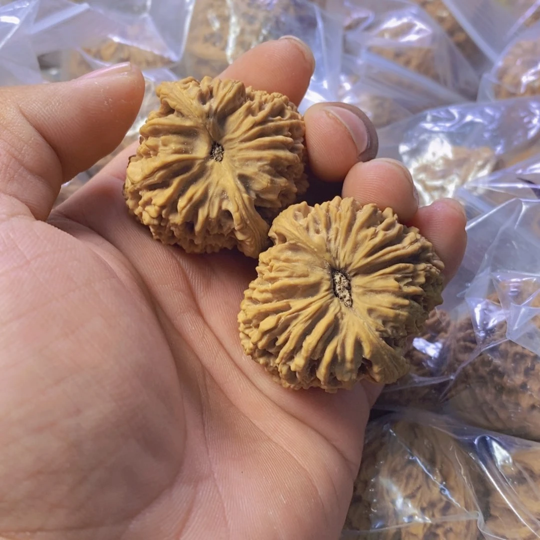 乘*✔文玩核桃南疆石有色差001