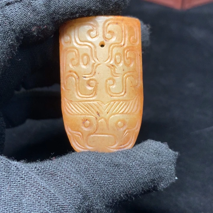 和田玉颈饰未镶嵌淡**生