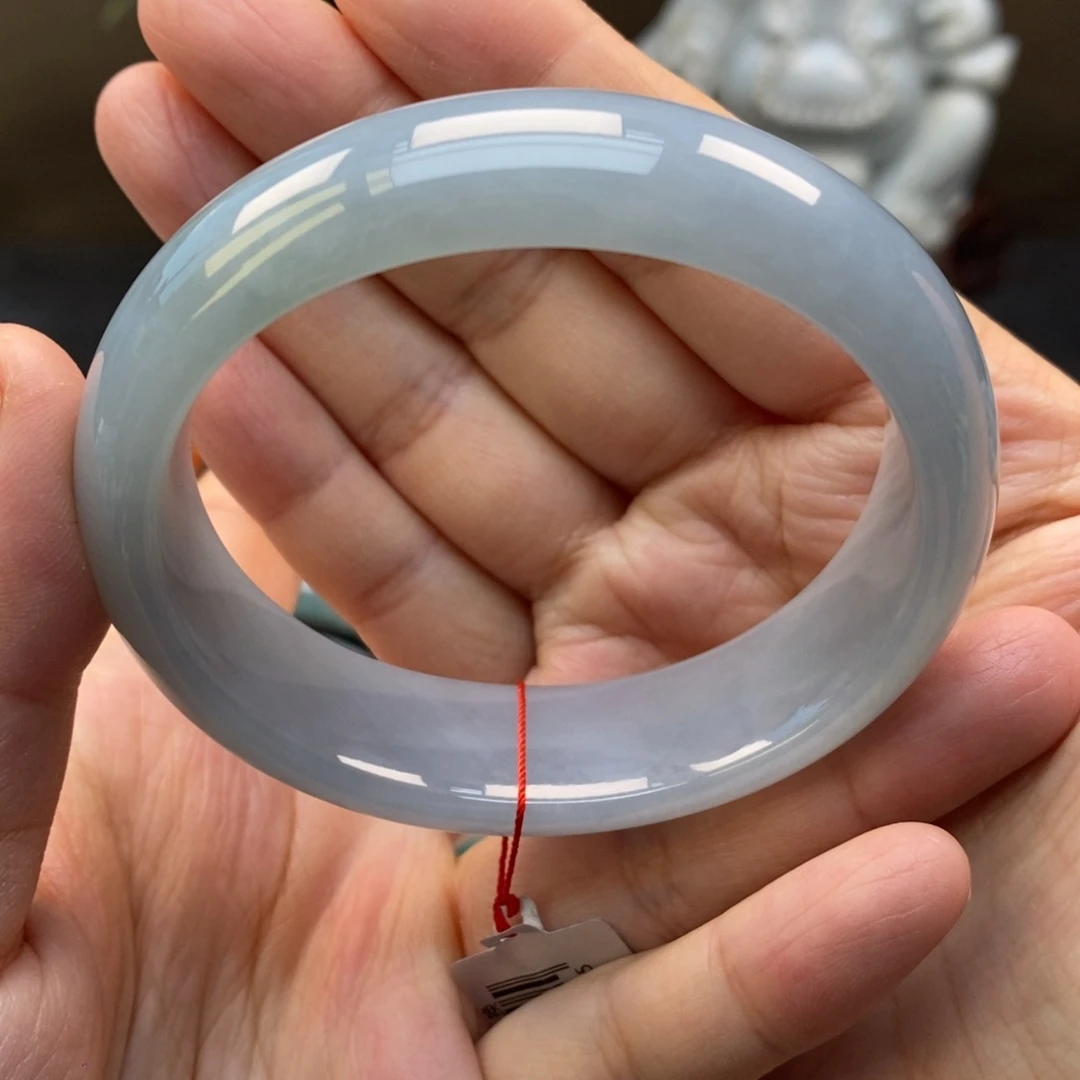 翡翠手镯未镶嵌天然