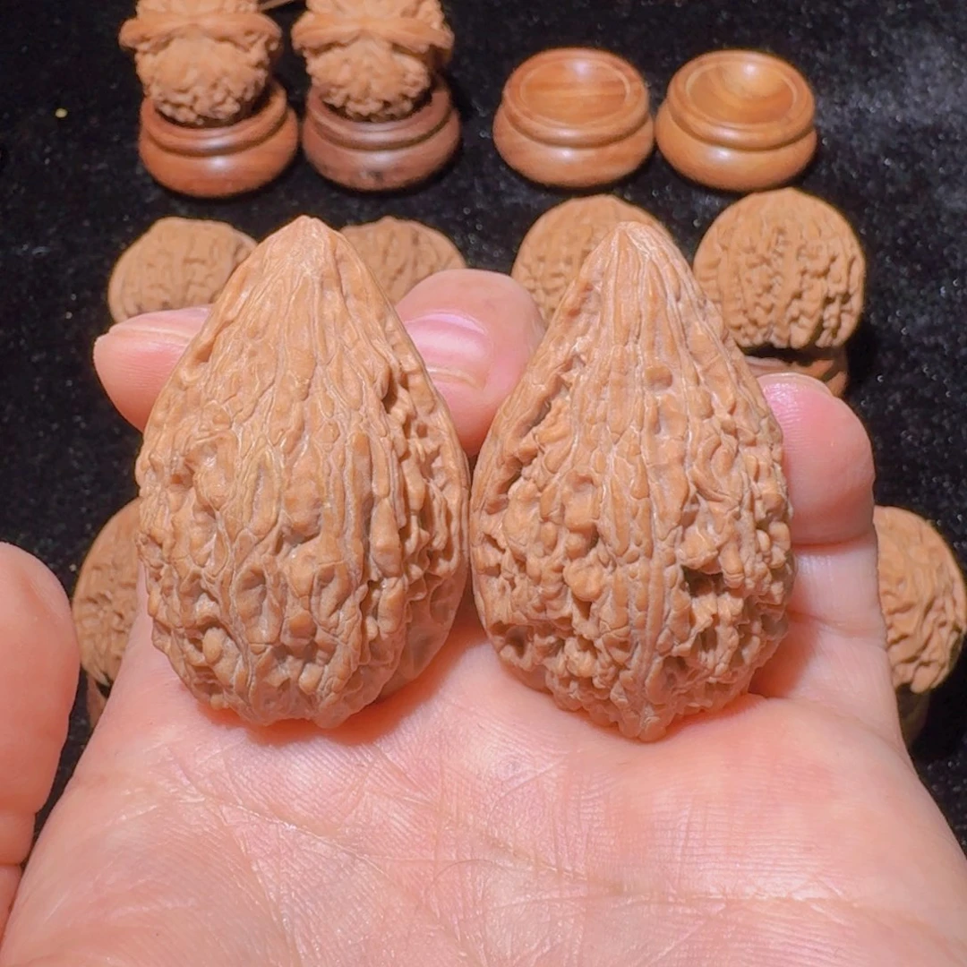吊坠文玩核桃坐佛