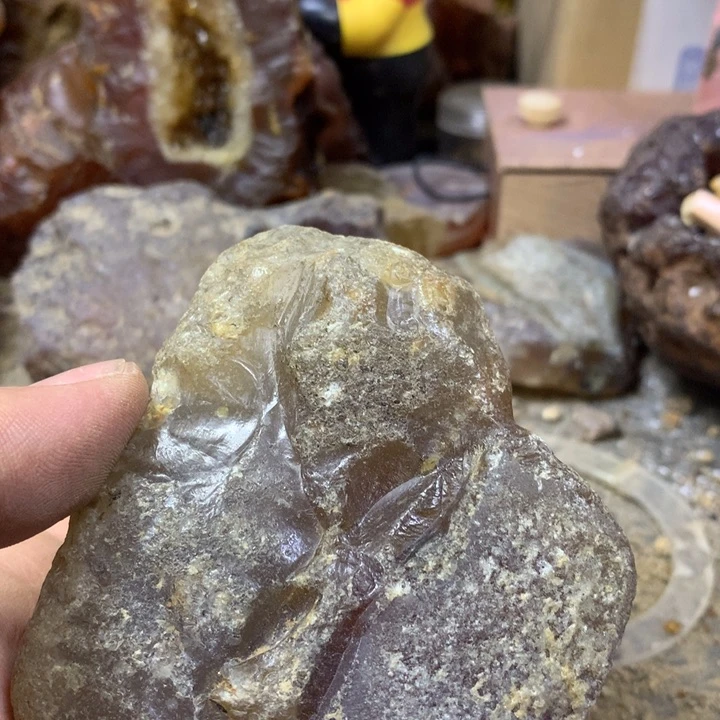 玛瑙/玉髓原石未镶嵌天*间