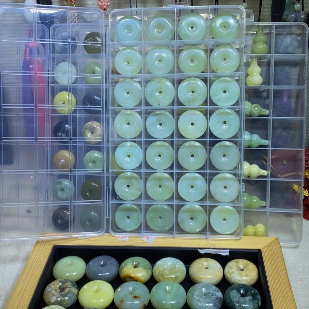 蛇纹石玉未镶嵌颈饰283