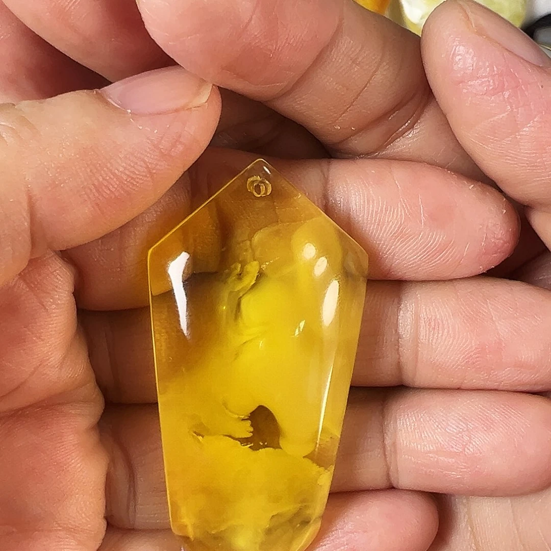蜜蜡未镶嵌裸石琥珀蜜蜡意境款盾牌