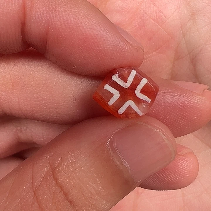 玛瑙/玉髓未镶嵌珠宝半成品F48 8.6-11.3